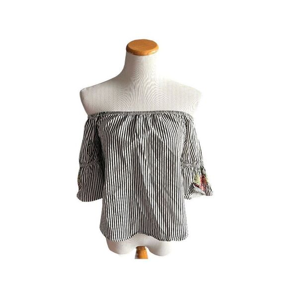 Womens Ambiance Apparel Striped Off Shoulder Floral Embroidered Top - Sz S - Picture 3 of 4